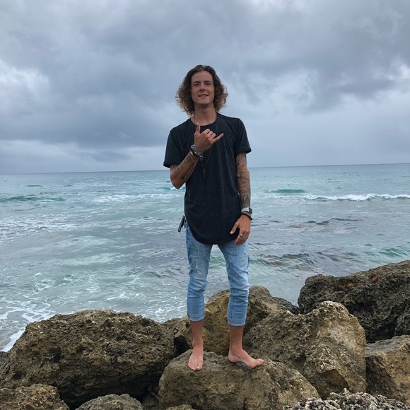 Meet your Posher, Zach - Picture 1 of 1